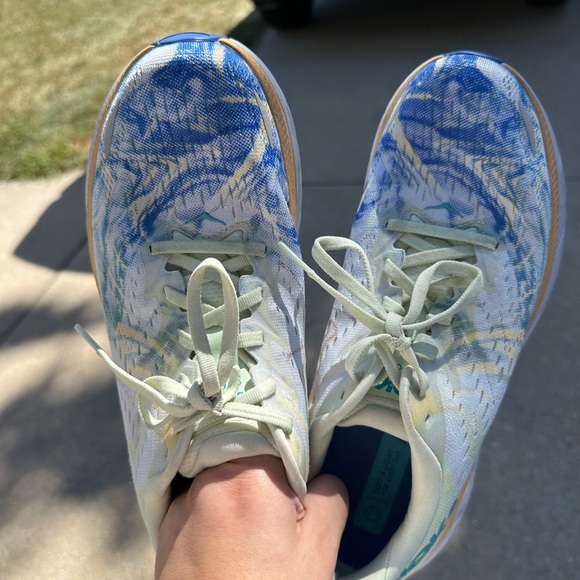 Tennis Shoes | Hoka One One - Picture 7 of 11